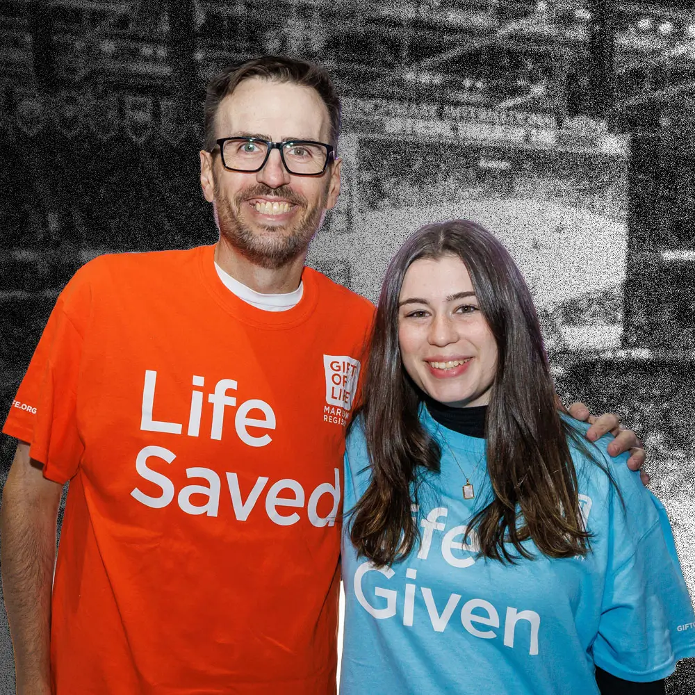 Leah and Andy, donor and recipient, at a hockey arena